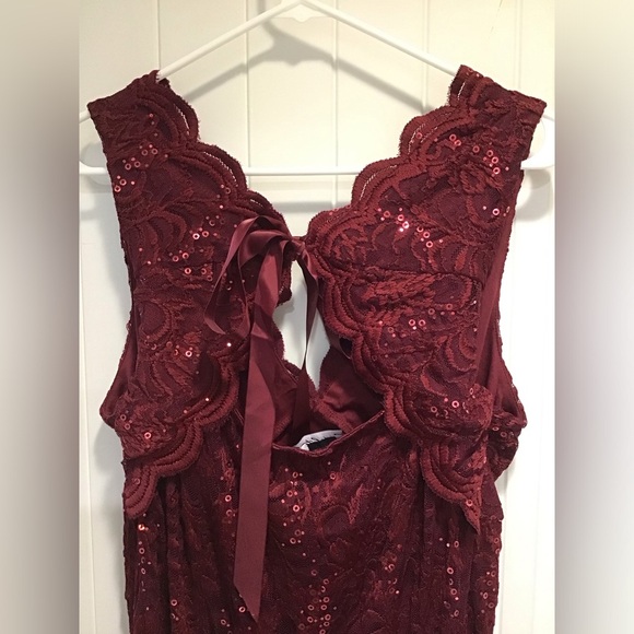 NWT Candalite Women’s Burgundy Maxi Gown XL Lace Sequin Glitter Formal Y2K Fairy - Picture 5 of 5